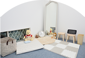 キッズスペース・おむつ交換台完備